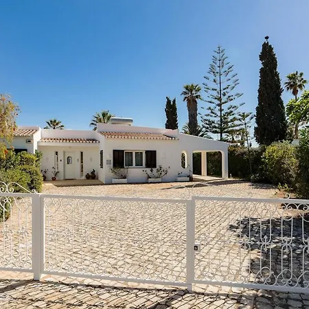 Church קארבואירו
